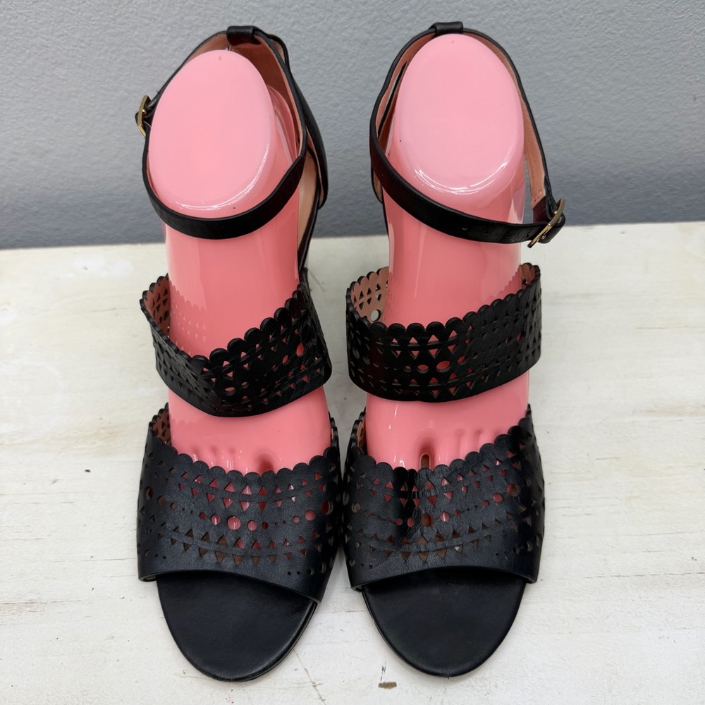 Tory Burch Black Leather Perforated Gladiator Wedge Sandals Size 10.5 - Picture 4 of 8